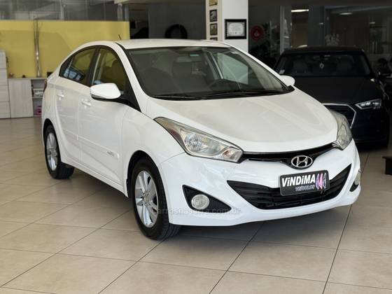 HYUNDAI HB20S 1.6 PREMIUM 16V FLEX 4P AUTOMÁTICO